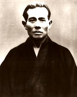 上地完文(1877~1948年)